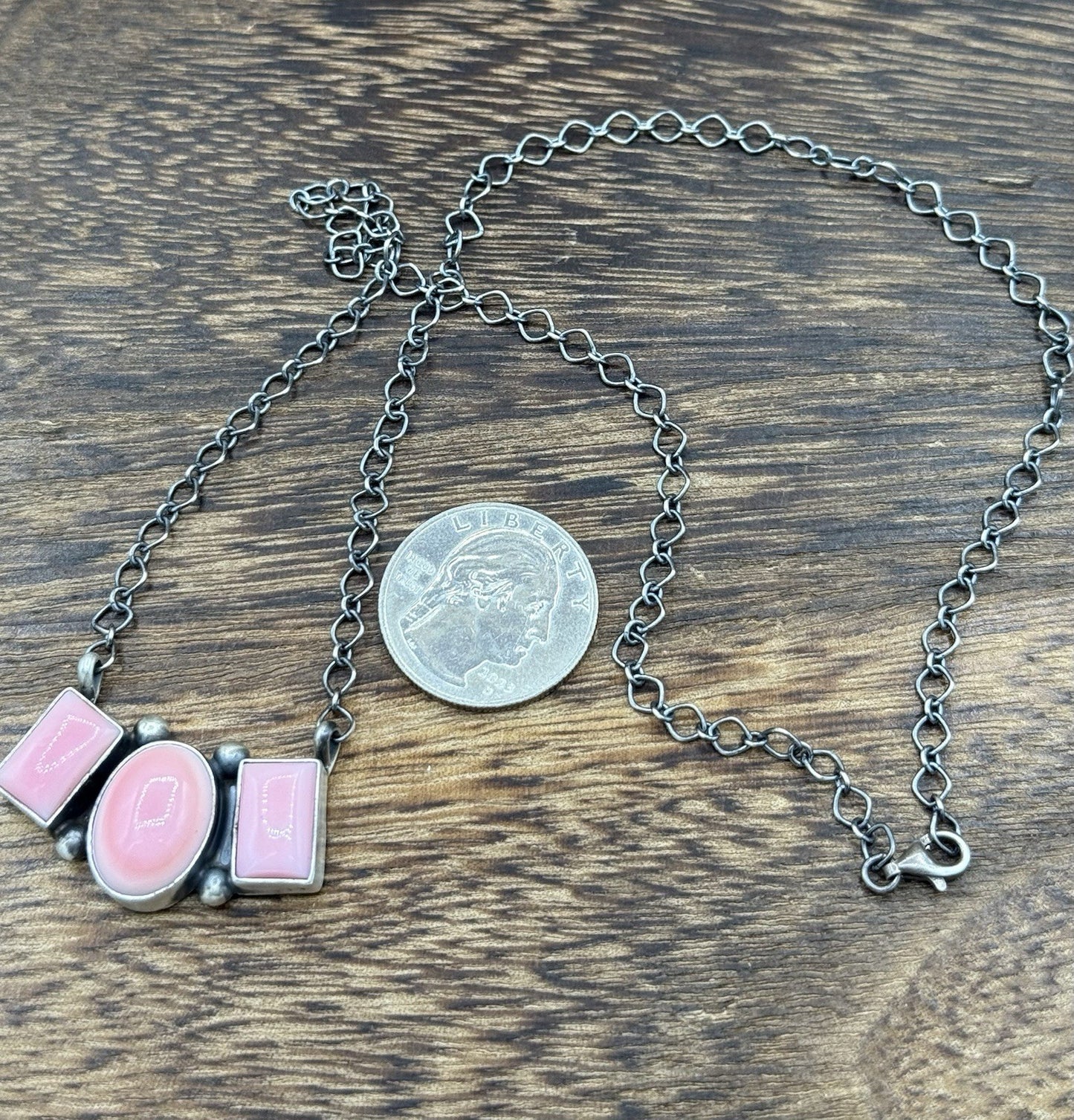 Navajo Handmade Sterling Silver Pink Conch Shell Cluster Bar Necklace 18”