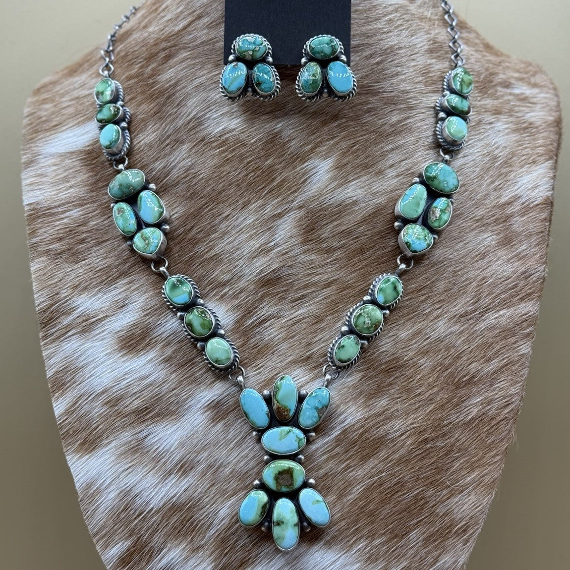 Navajo Handmade Sterling Silver Sonoran Gold Turquoise Cluster Necklace Set 20”