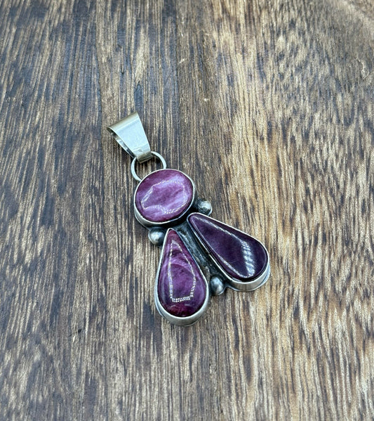 Navajo Handmade Sterling Silver Purple Spiny Oyster Shell Cluster Drop Pendant