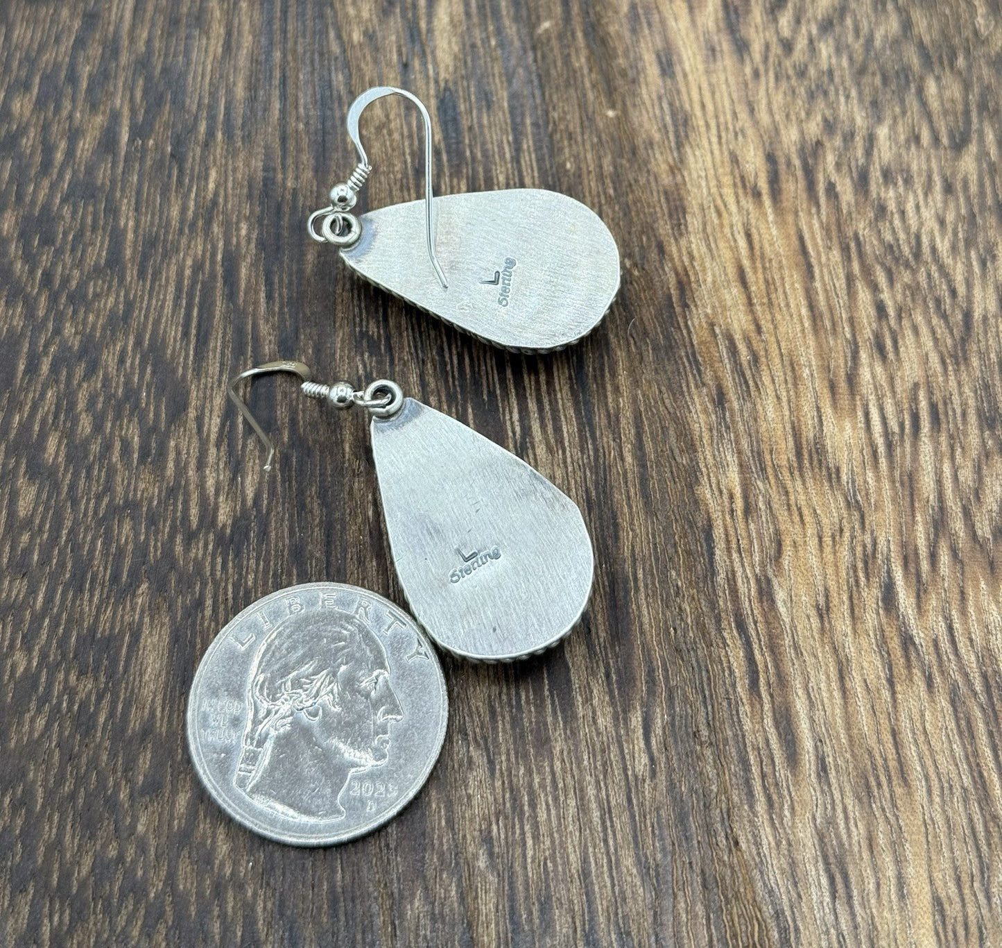 Native Navajo Handmade Sterling Silver Purple Spiny Oyster Shell Dangle Earrings