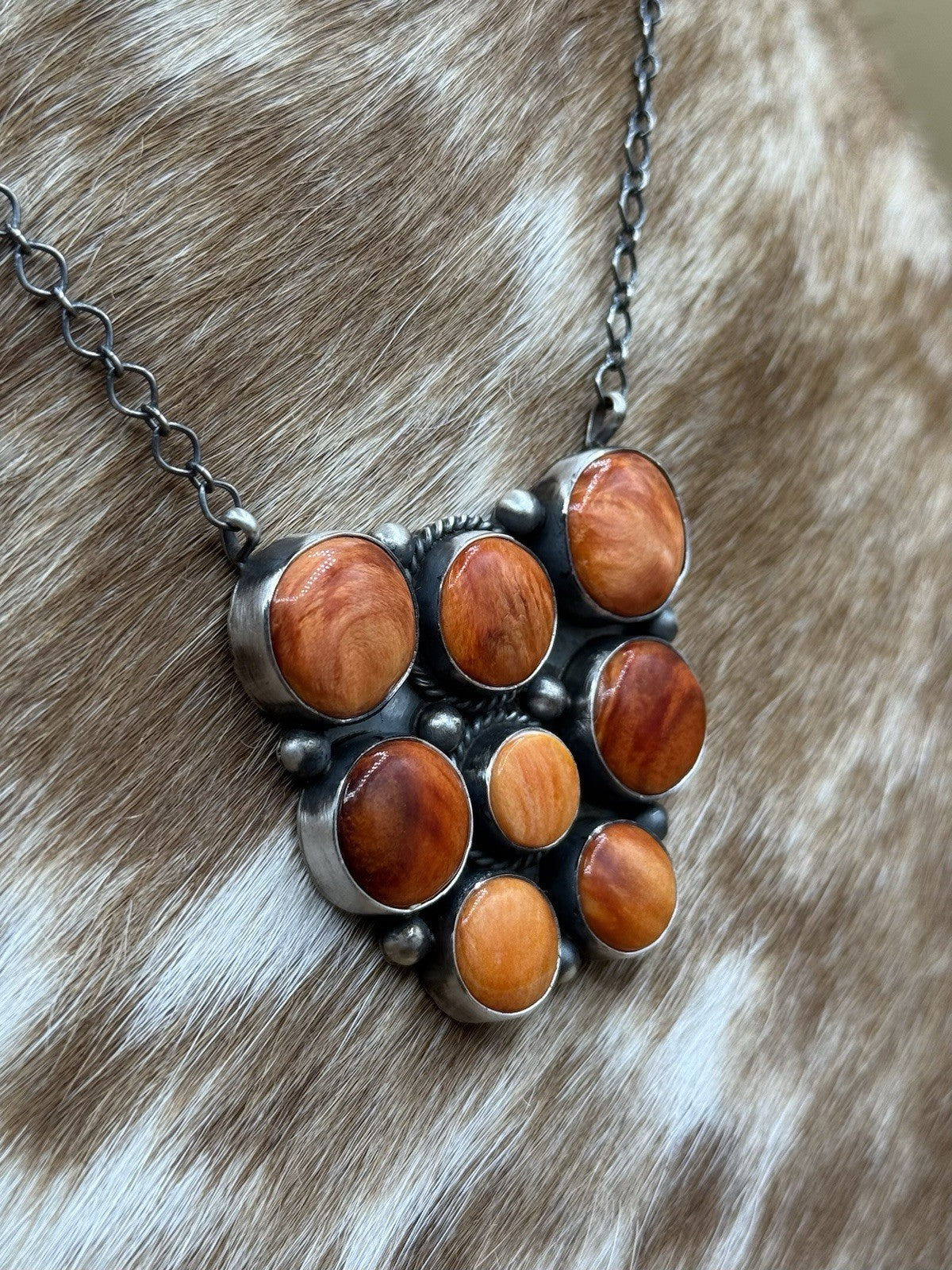 Navajo Handmade Sterling Silver Orange Spiny Oyster Cluster Bar Necklace 18”