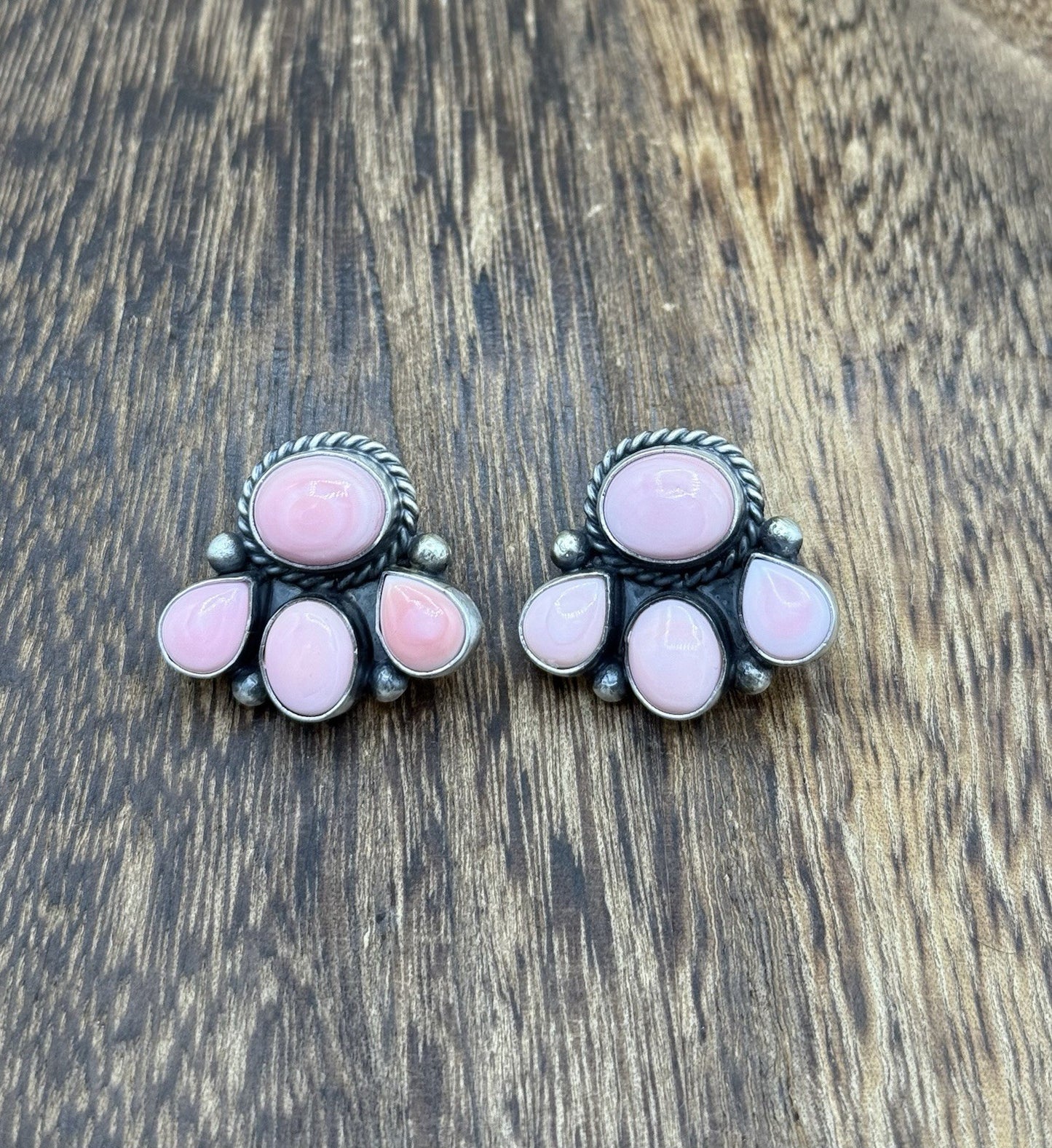 Native Navajo Handmade Sterling Silver Pink Conch Shell Cluster Earrings