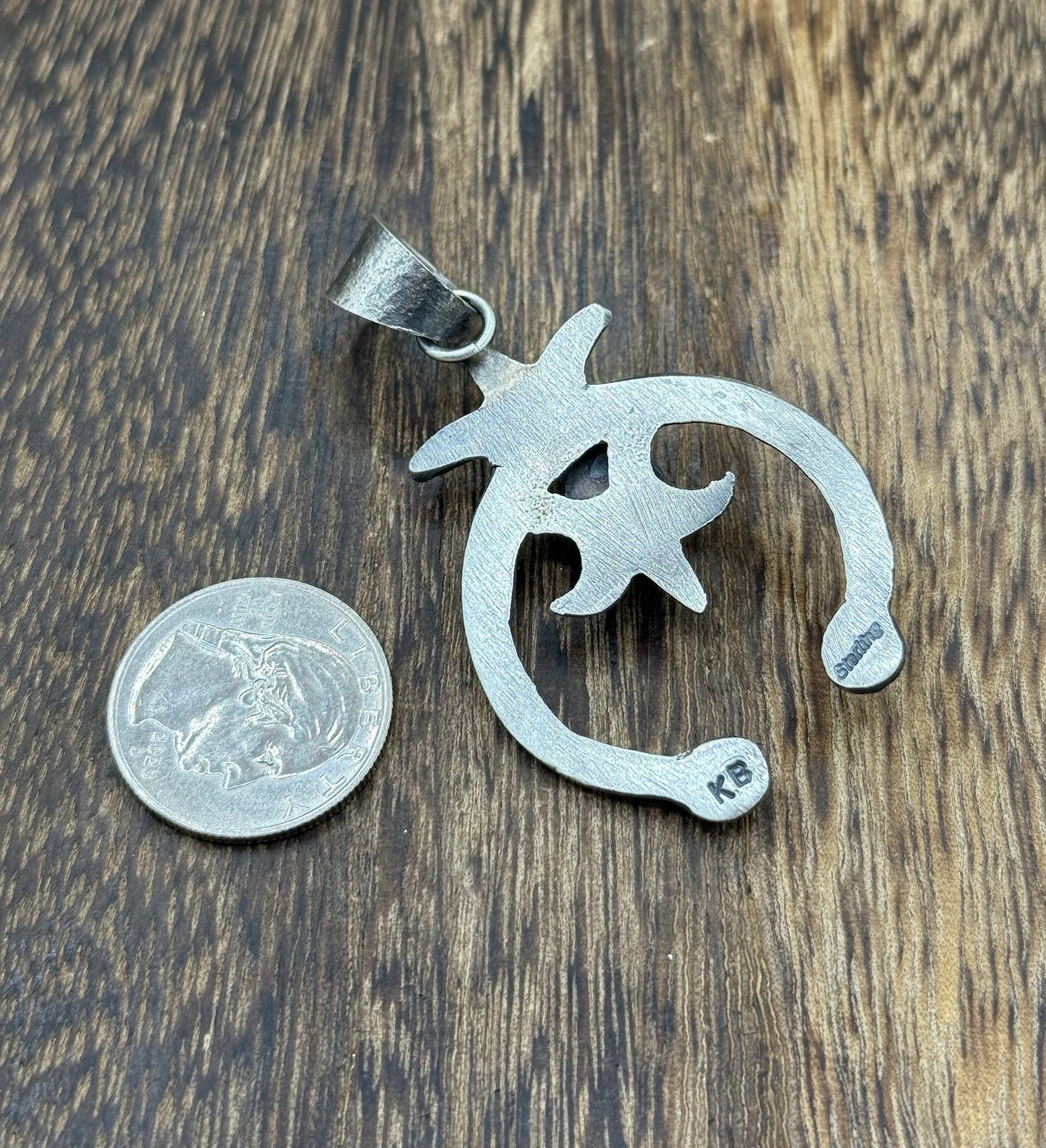 Native American Navajo Handmade Sterling Silver Old Look Pink Conch Naja Pendant