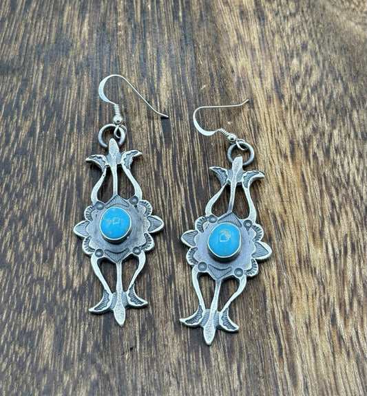 Navajo Handmade Sterling Silver Old Look Kingman Turquoise Earrings Kevin Billah