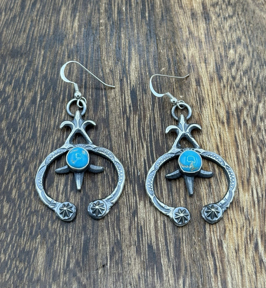 Navajo Handmade Sterling Silver Old Look Kingman Turquoise Earrings Kevin Billah