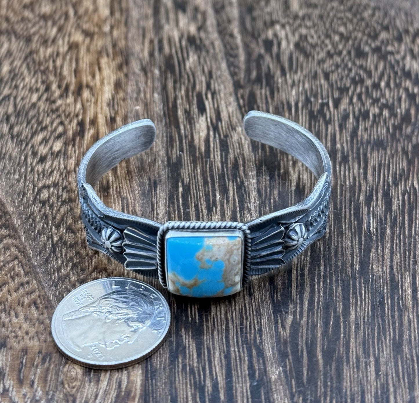 Navajo Handmade Sterling Silver Kingman Turquoise Old look Cast Bracelet