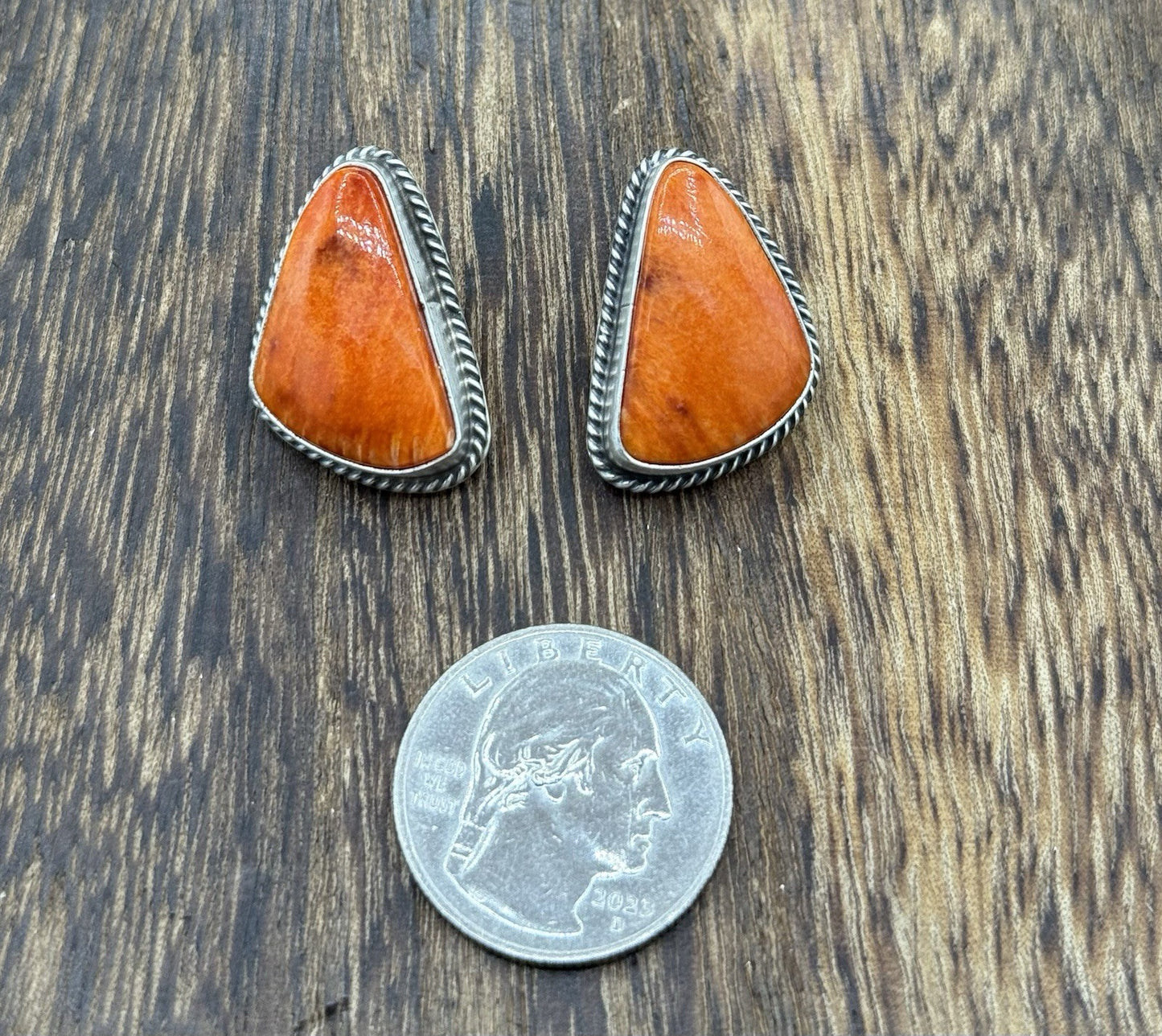 Navajo Handmade Sterling Silver Orange Spiny Oyster Shell Post Stud Earrings