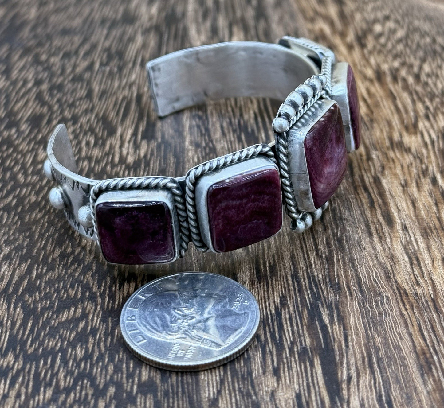 Native Navajo Handmade Sterling Silver Purple Spiny Oyster Shell Cuff Bracelet