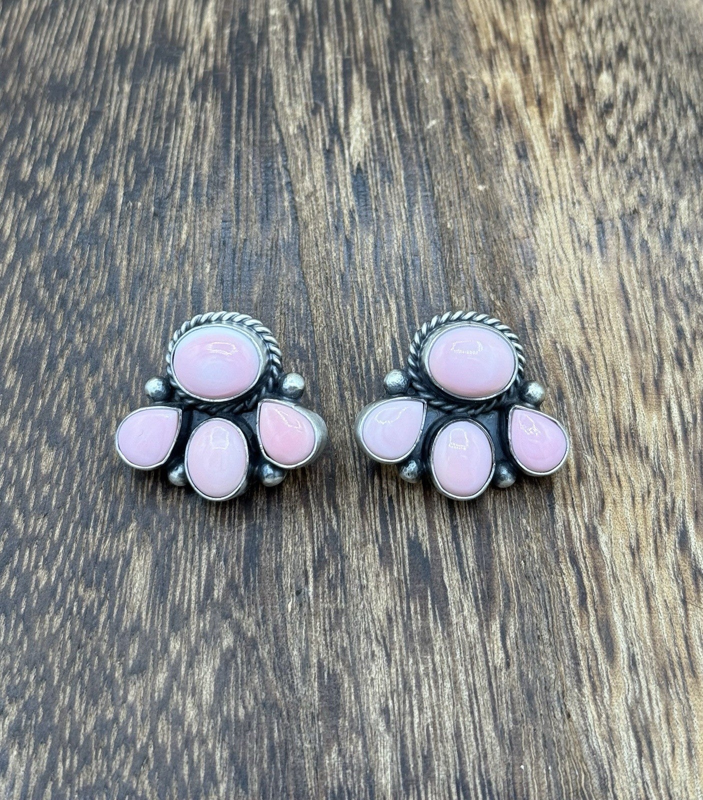 Native Navajo Handmade Sterling Silver Pink Conch Shell Cluster Earrings