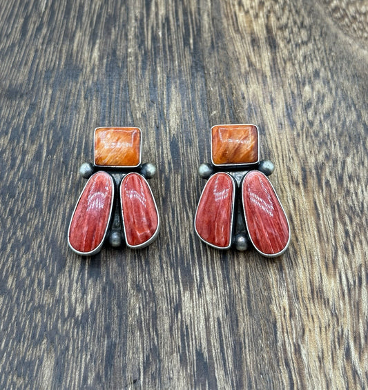 Navajo Handmade Sterling Silver Multi Spiny Oyster Shell Post Cluster Earrings