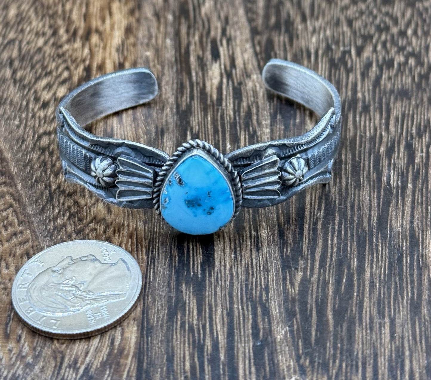 Navajo Handmade Sterling Silver White Water Turquoise Old look Cast Bracelet