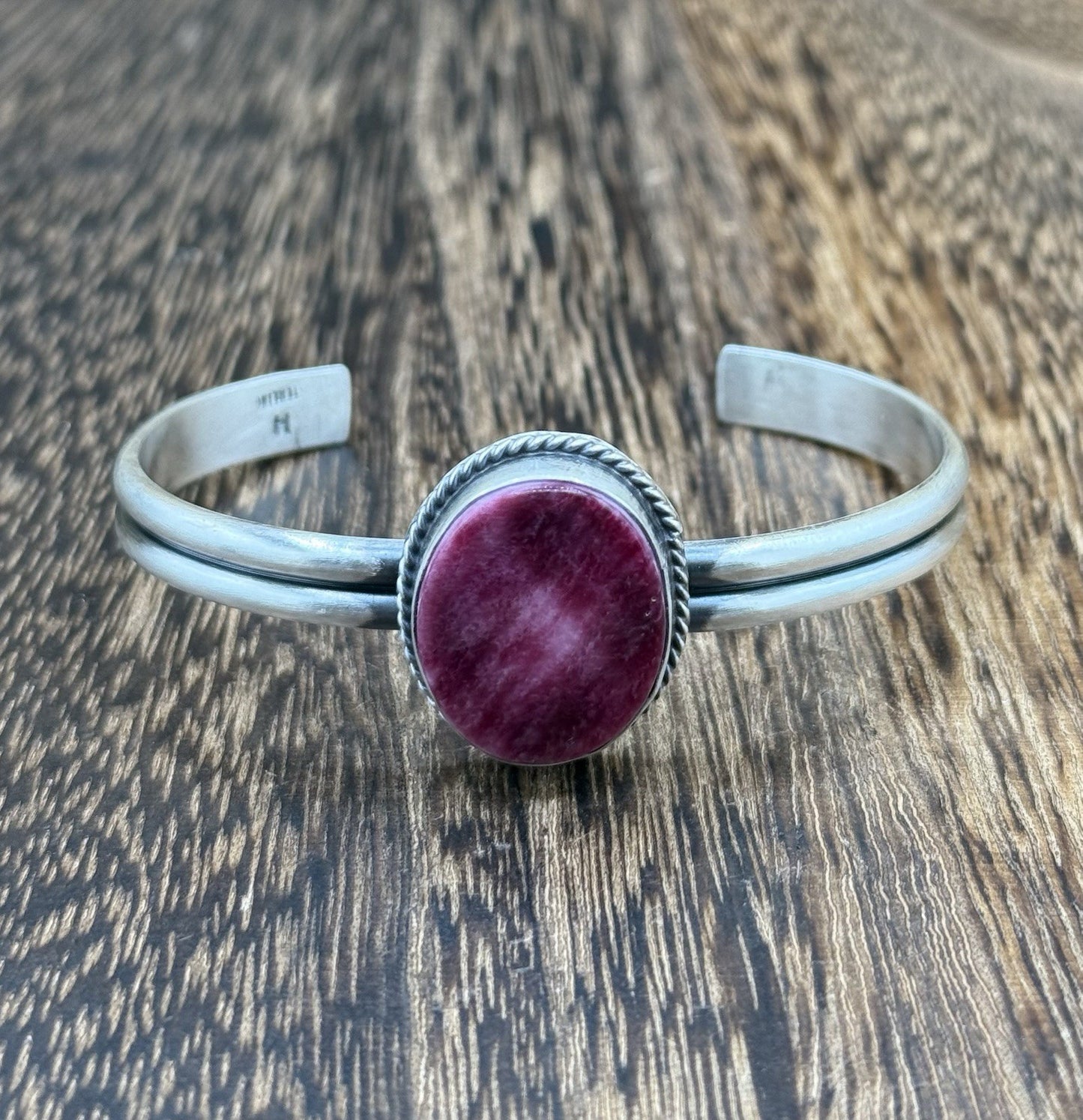 Navajo Handmade Sterling Silver Purple Spiny Oyster Stacker Cuff Bracelet