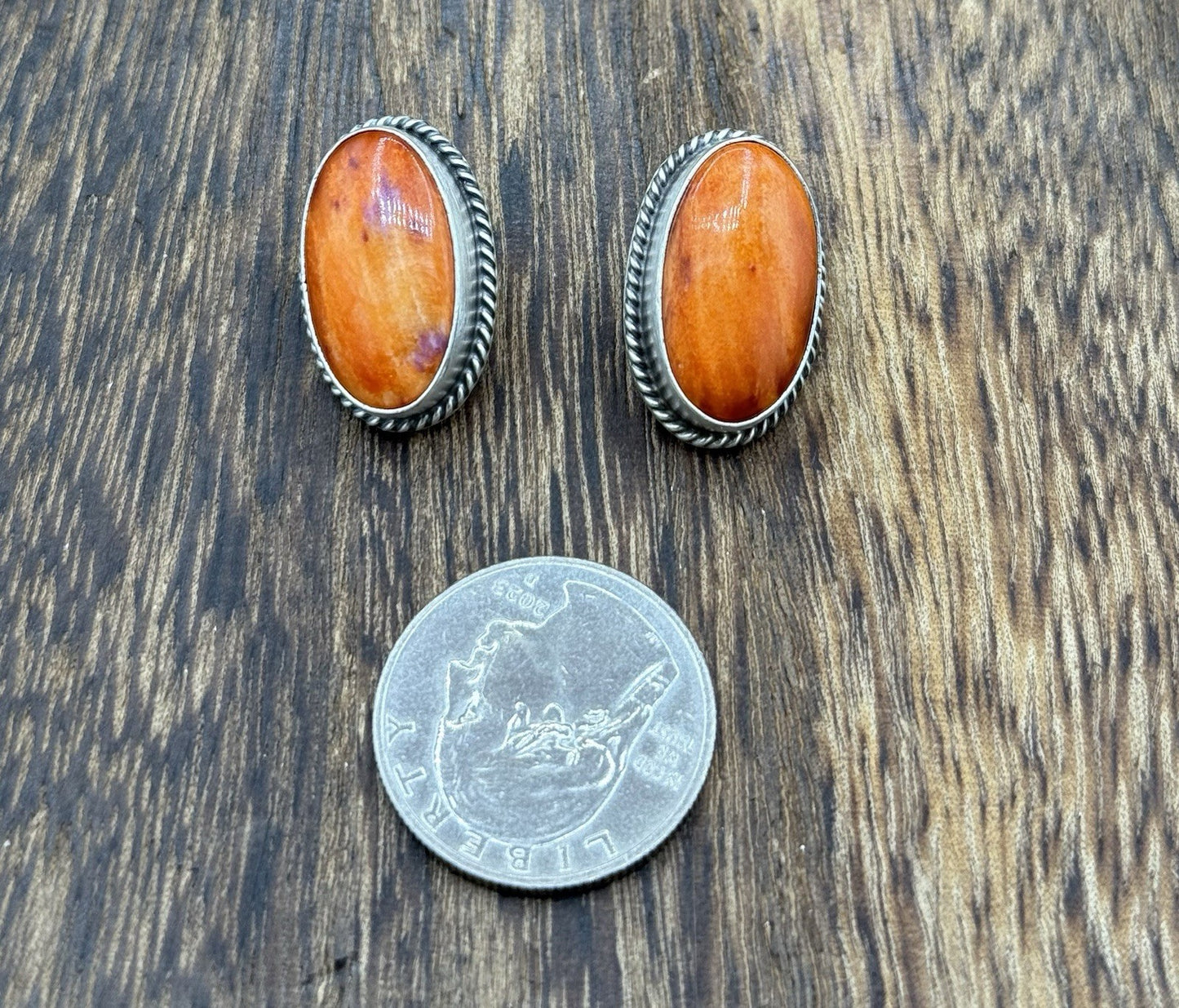 Navajo Handmade Sterling Silver Orange Spiny Oyster Shell Post Stud Earrings