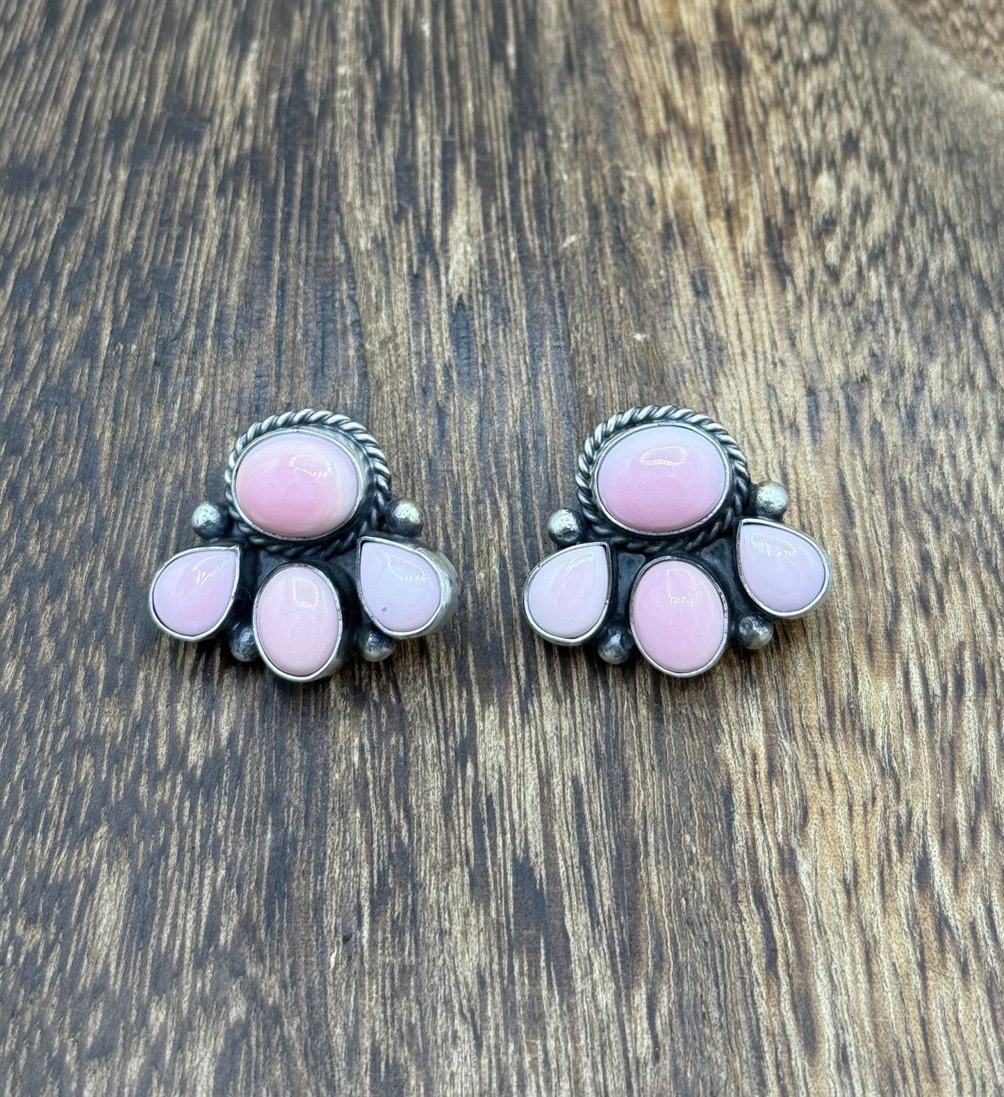 Native Navajo Handmade Sterling Silver Pink Conch Shell Cluster Earrings