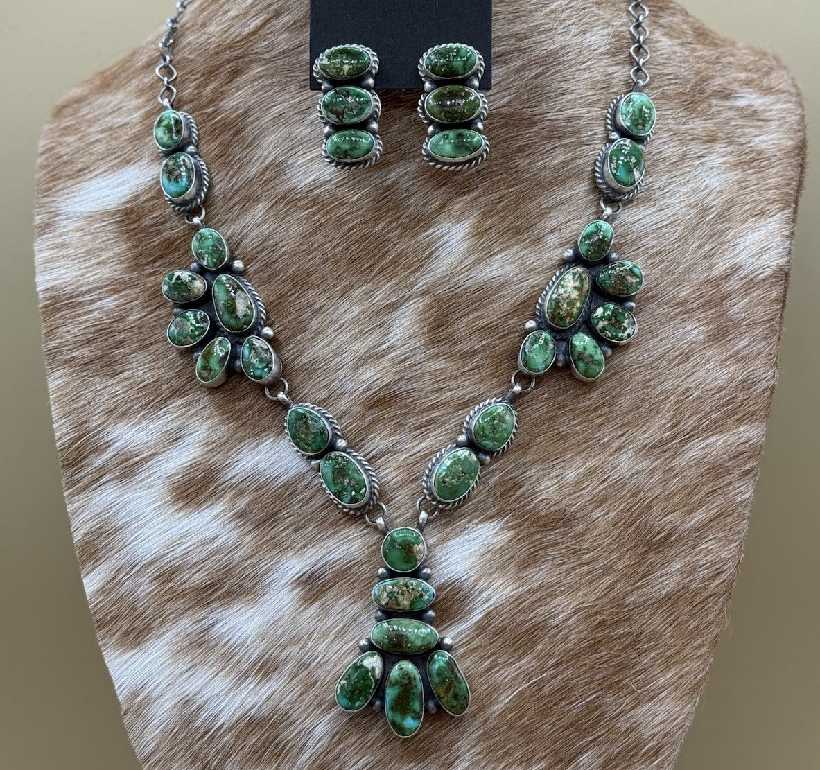 Navajo Handmade Sterling Silver Sonoran Gold Turquoise Cluster Necklace Set 20”