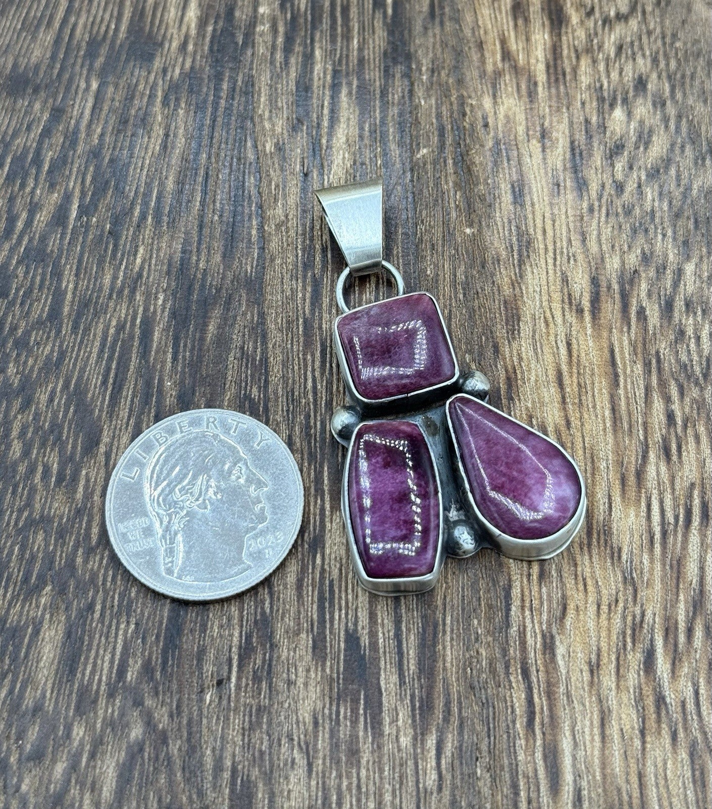 Navajo Handmade Sterling Silver Purple Spiny Oyster Shell Cluster Drop Pendant