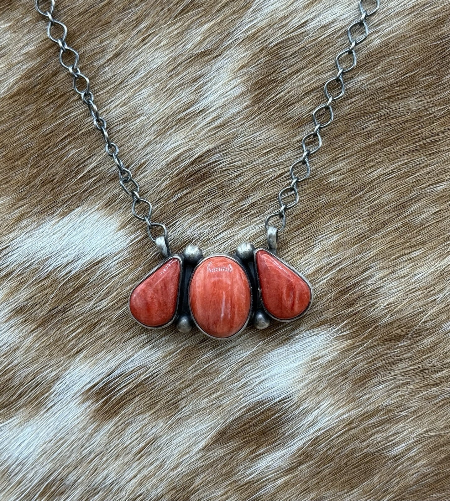 Navajo Handmade Sterling Silver Kingman Turquoise Cluster Bar Necklace 18”