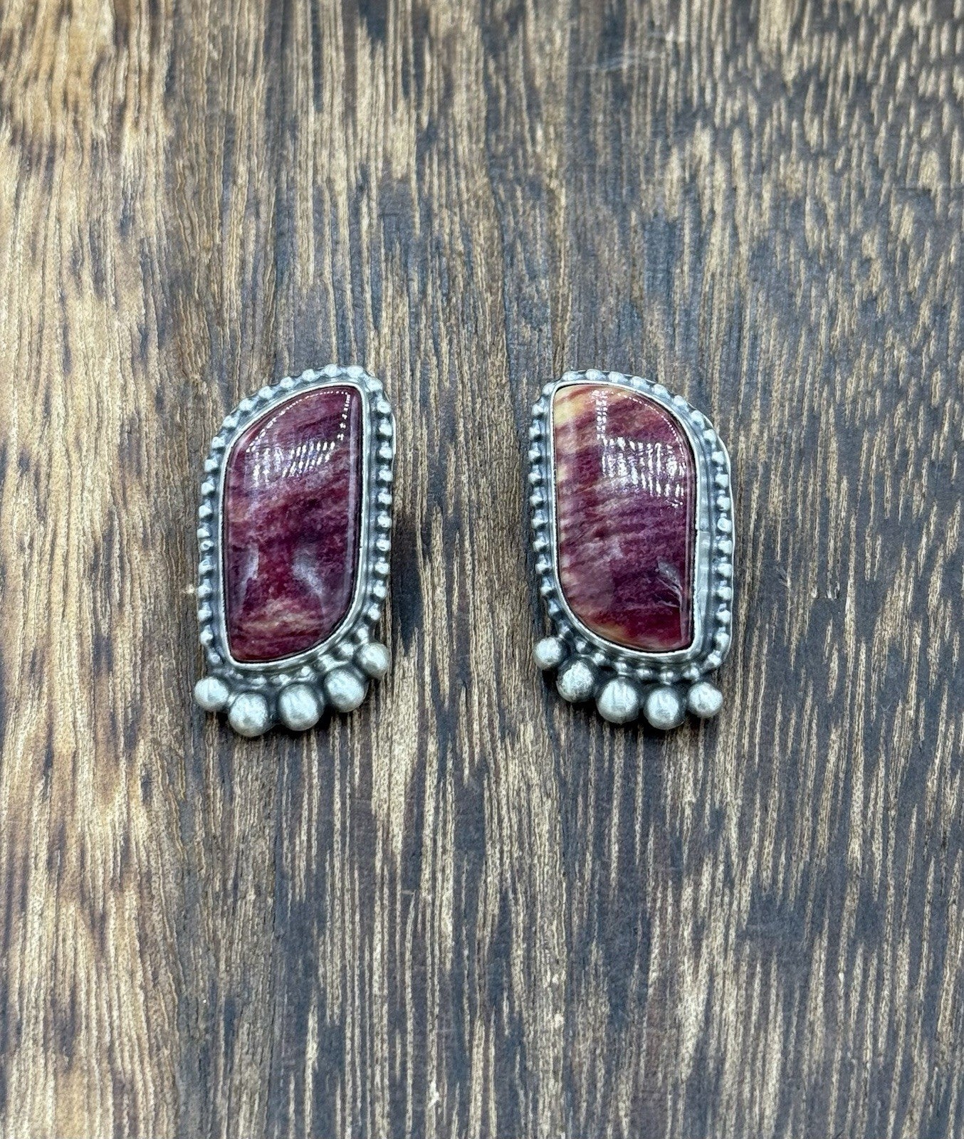 Native Navajo Handmade Sterling Silver Purple Spiny Oyster Post Stud Earrings