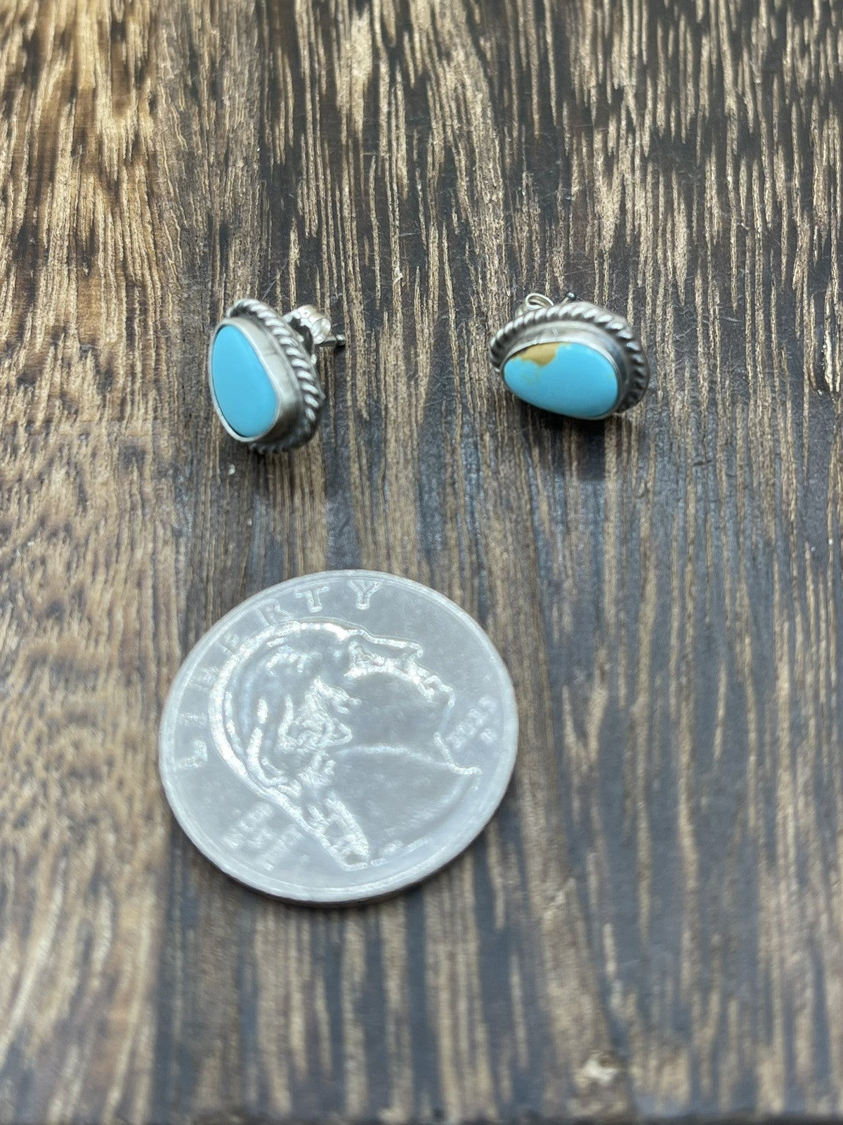 Navajo Handmade Sterling Silver Kingman Turquoise Post Stud Earrings Byron Begay