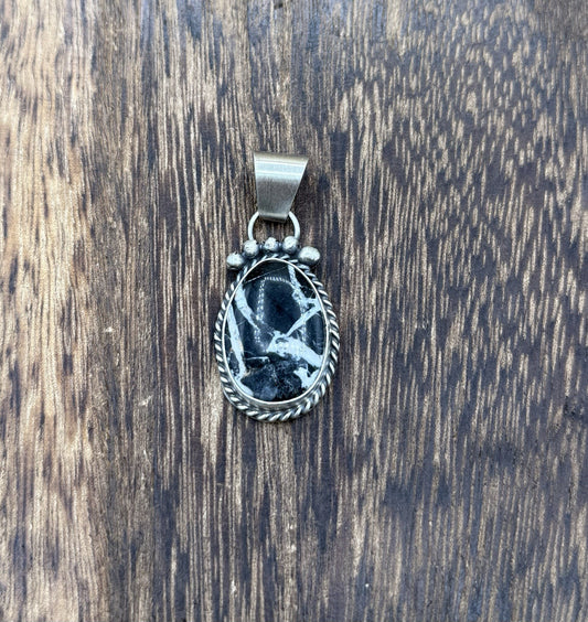 Native American Navajo Handmade Sterling Silver White Buffalo Pendant Old Look