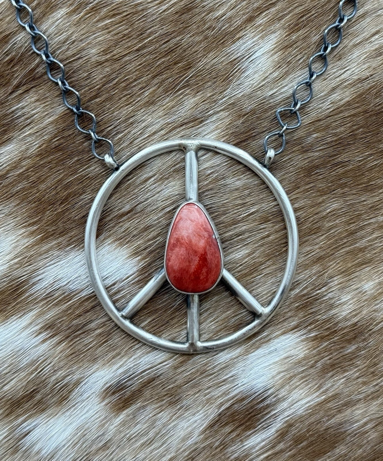 Navajo handmade Sterling Silver Spiny Oyster Shell Peace Hippie Necklace 18”