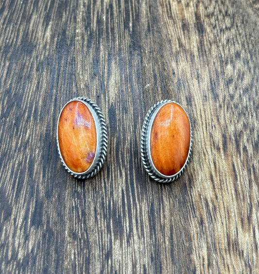 Navajo Handmade Sterling Silver Orange Spiny Oyster Shell Post Stud Earrings