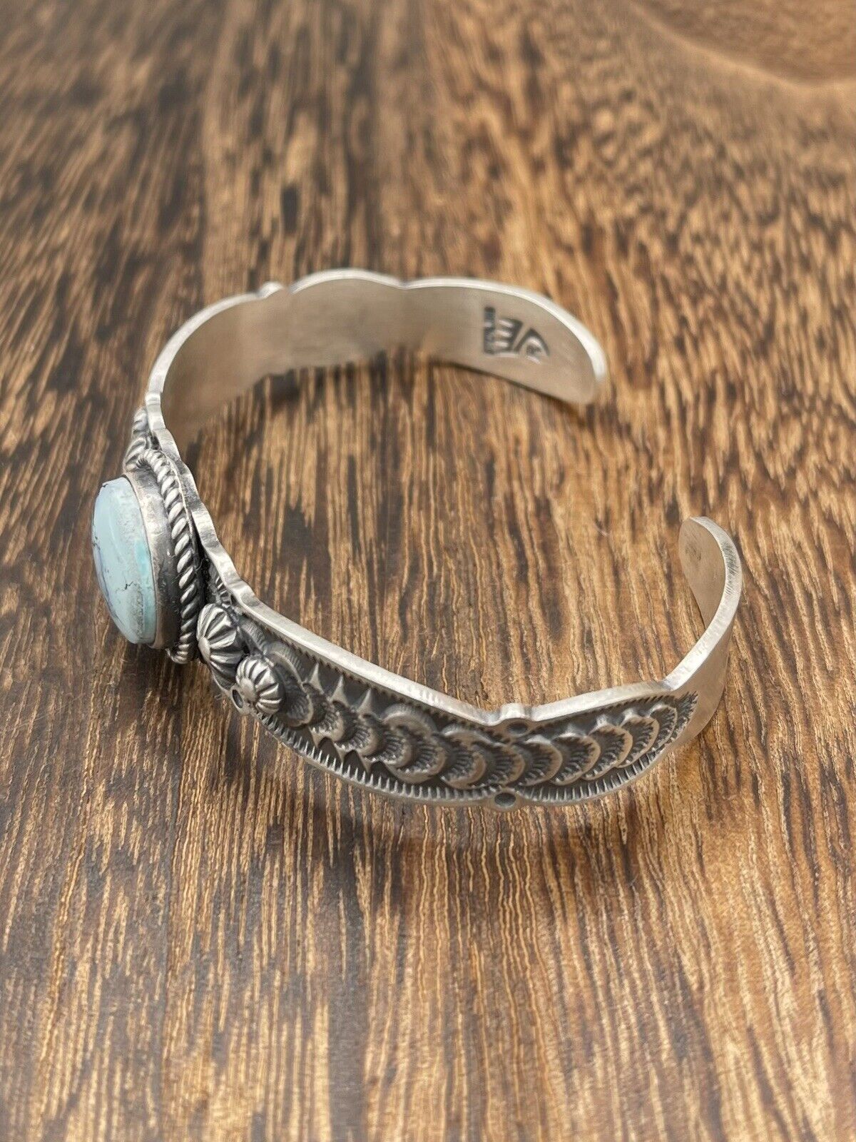 Native American Navajo Handmade Sterling Silver Natural Turquoise Cuff Bracelet