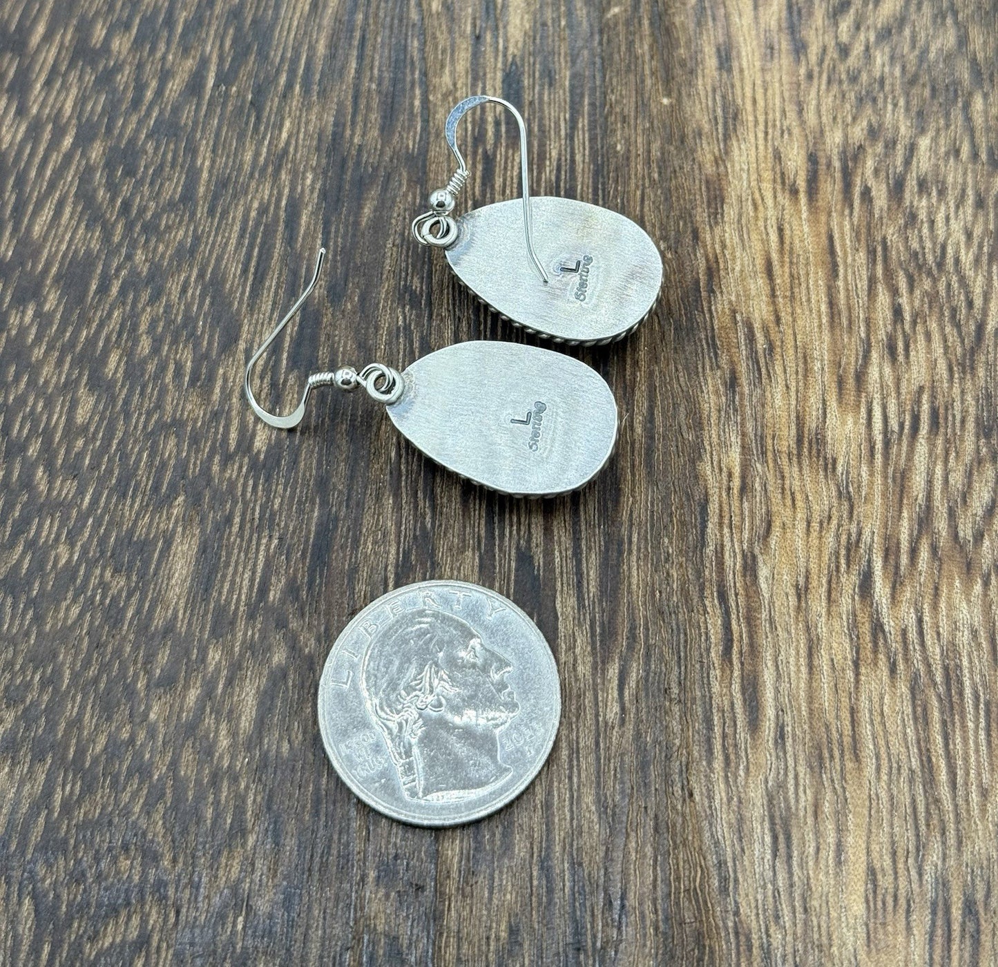 Native Navajo Handmade Sterling Silver Purple Spiny Oyster Shell Dangle Earrings