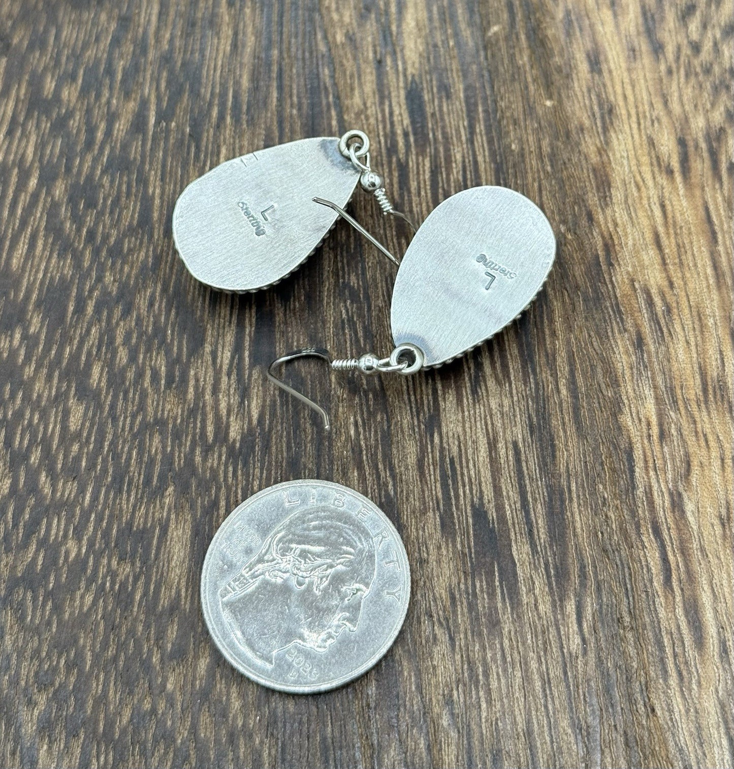 Native Navajo Handmade Sterling Silver Purple Spiny Oyster Shell Dangle Earrings