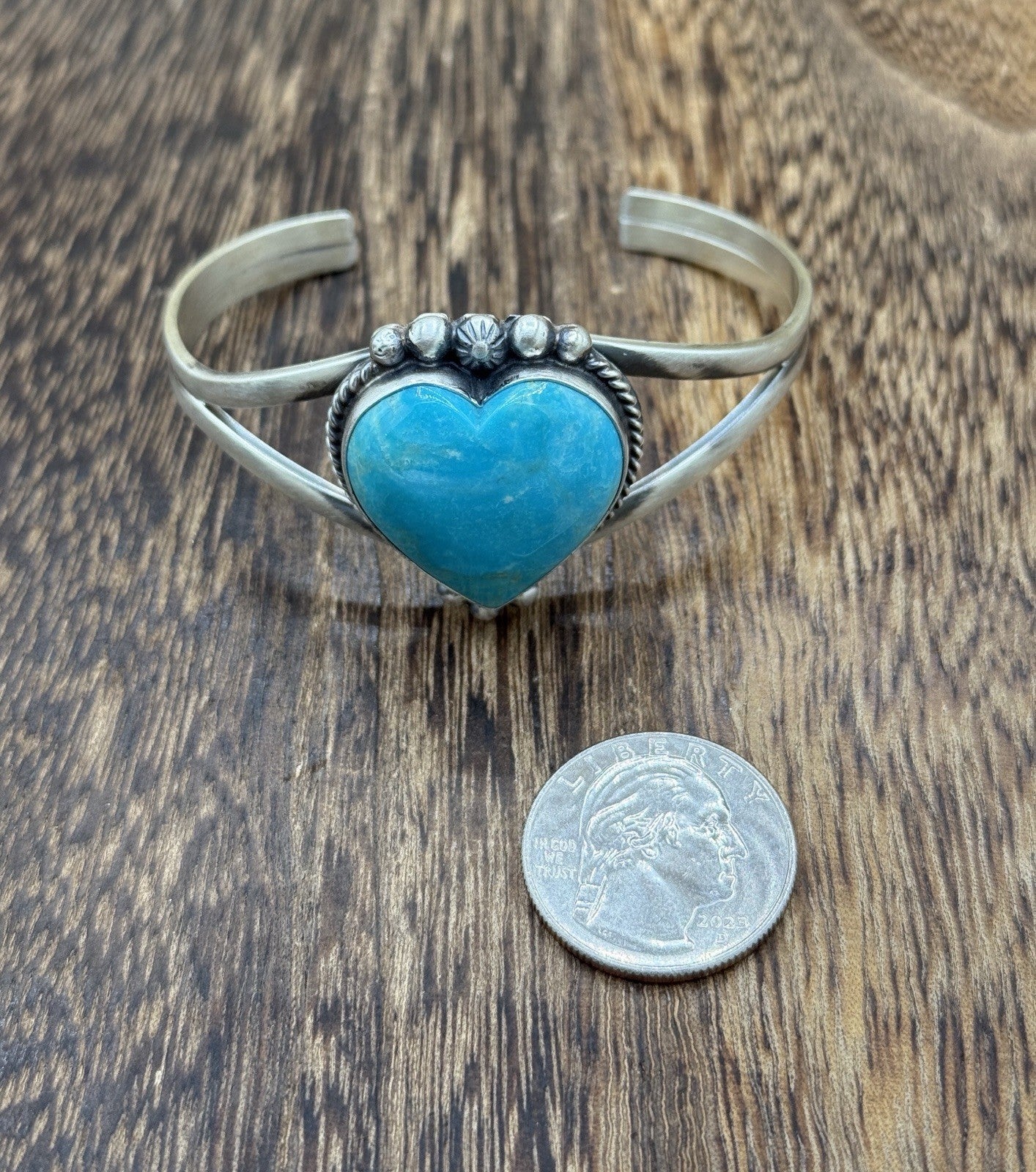 Navajo Handmade Sterling Silver Kingman Turquoise Heart Bracelet Cuff Betta Lee
