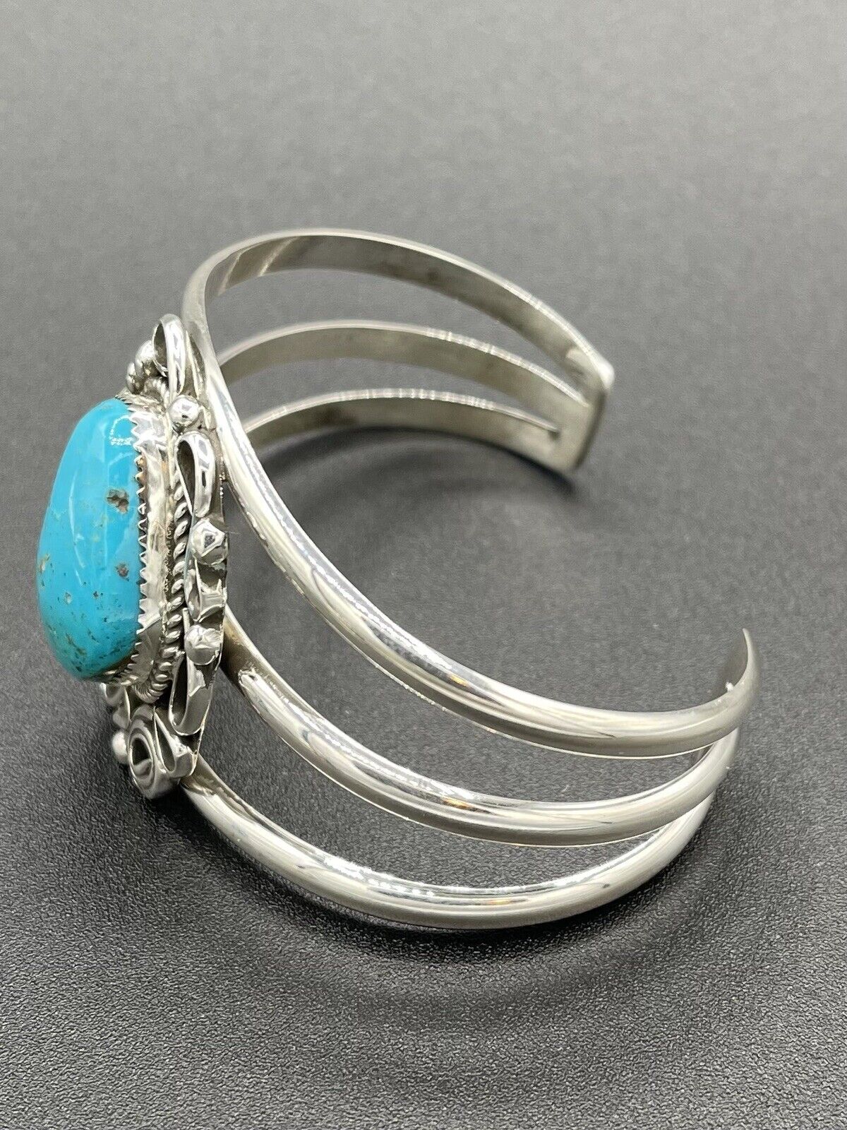 Native American Sterling Silver Navajo Handmade Natural Turquoise Cuff Bracelet