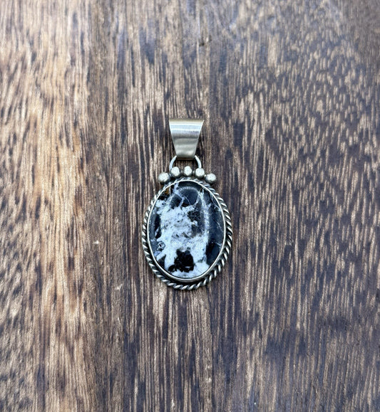 Native American Navajo Handmade Sterling Silver White Buffalo Pendant Old Look