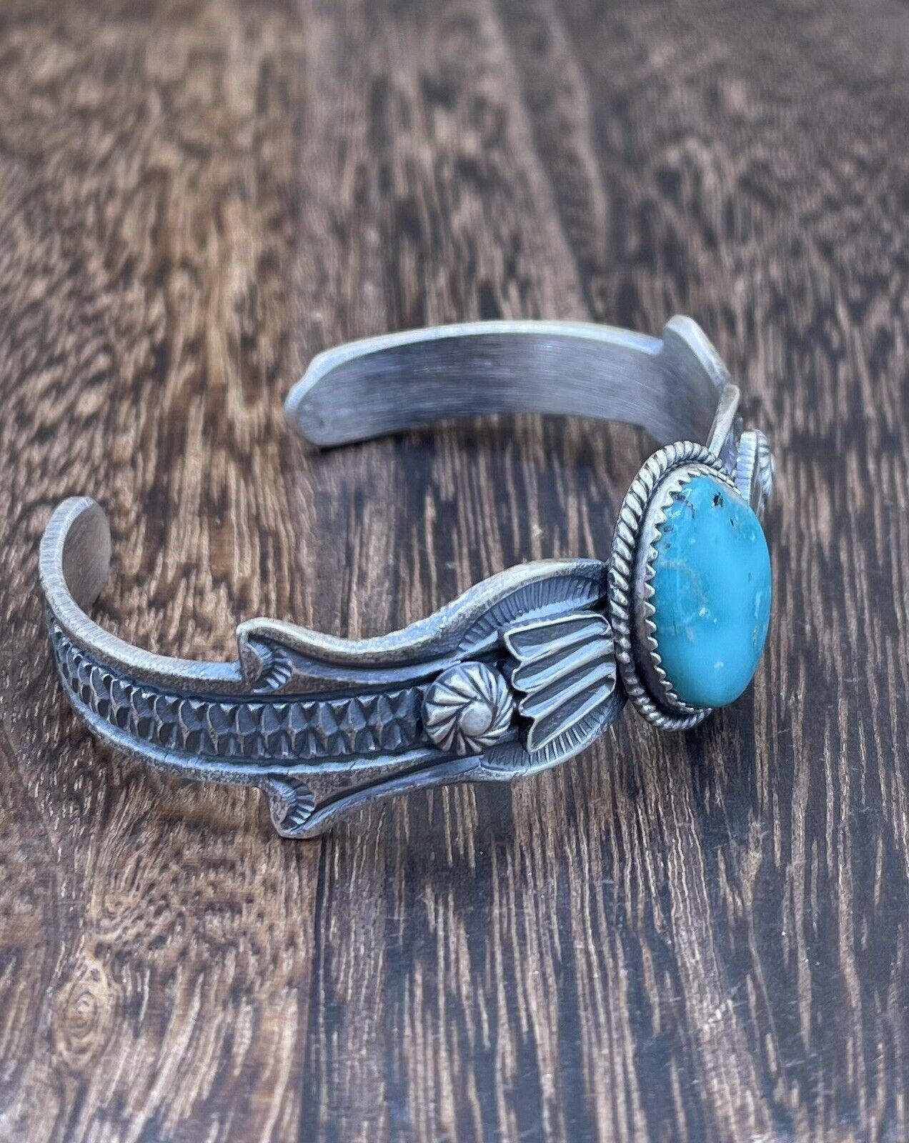 Native American Navajo Handmade Silver Kingman Turquoise Old look Bracelet