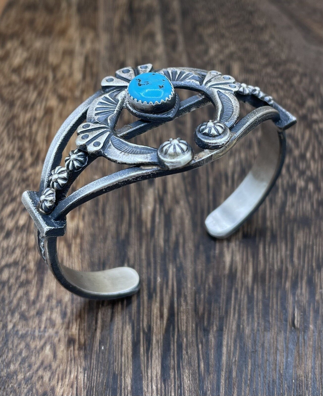 Native American Silver Navajo Handmade Kingman Turquoise Old look Naja Bracelet