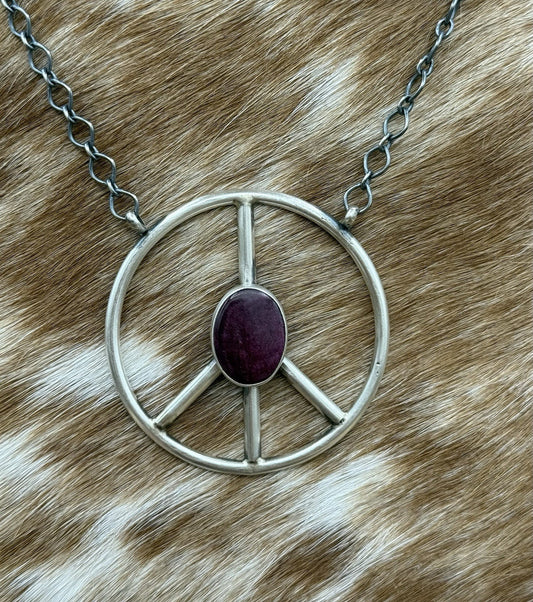 Navajo handmade Sterling Silver Spiny Oyster Shell Peace Hippie Necklace 18”