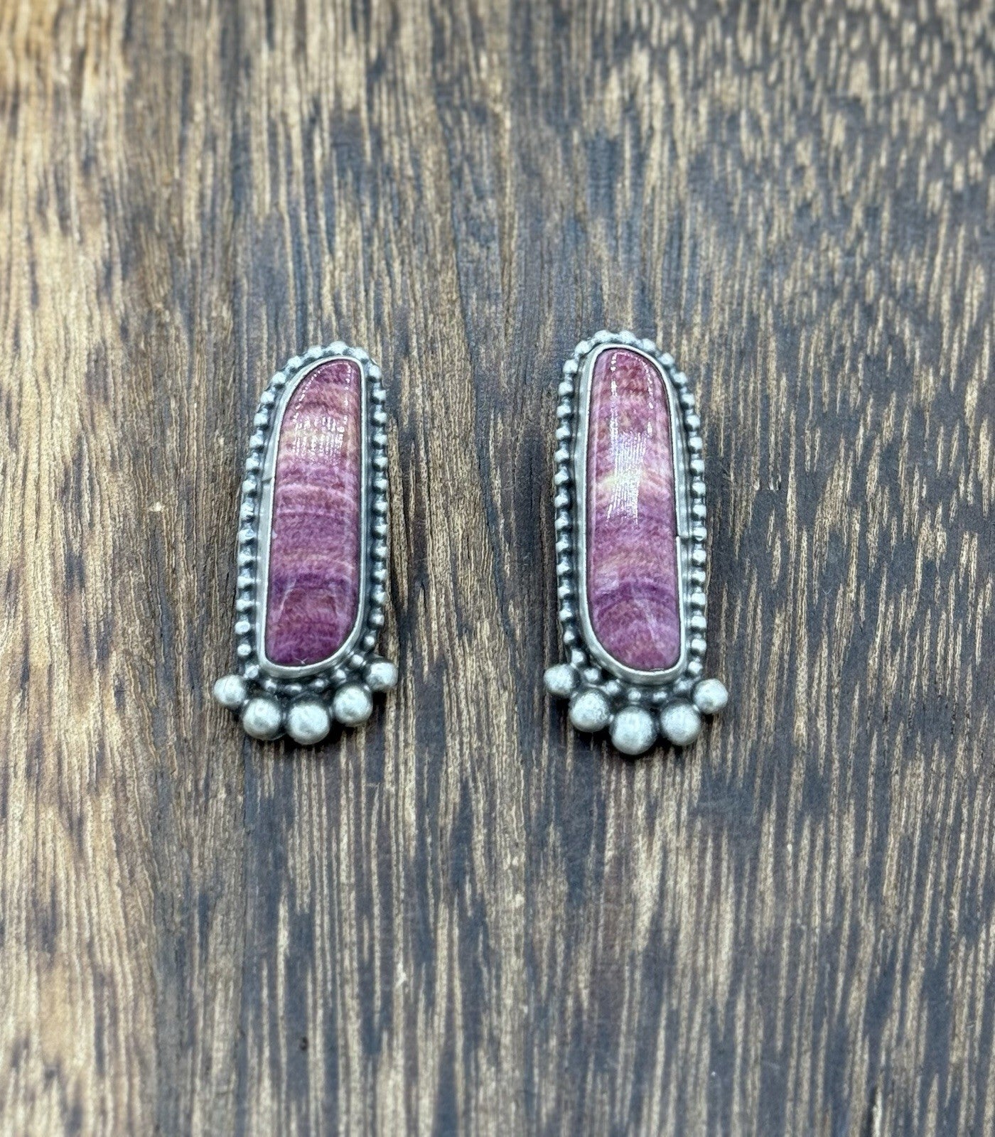 Native Navajo Handmade Sterling Silver Purple Spiny Oyster Post Stud Earrings