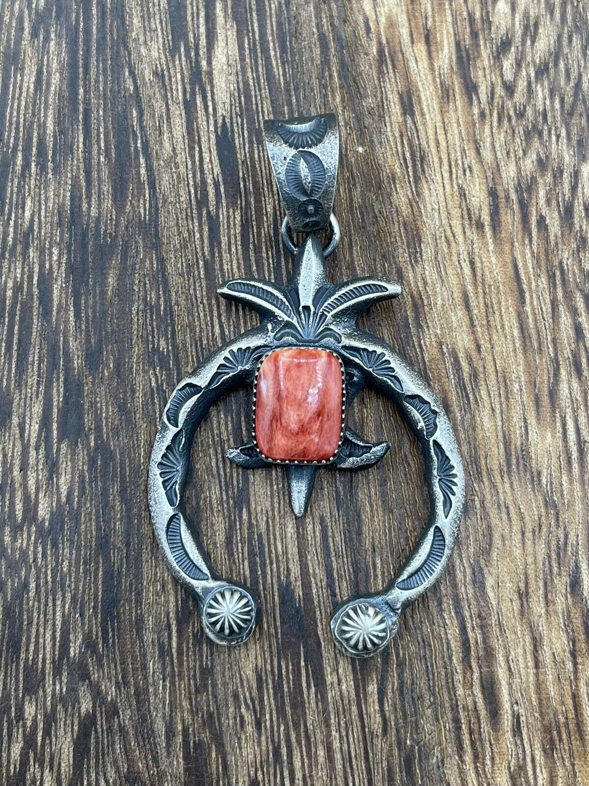 Native American Indian Navajo Handmade Silver Old Look Spiny Oyster Naja Pendant