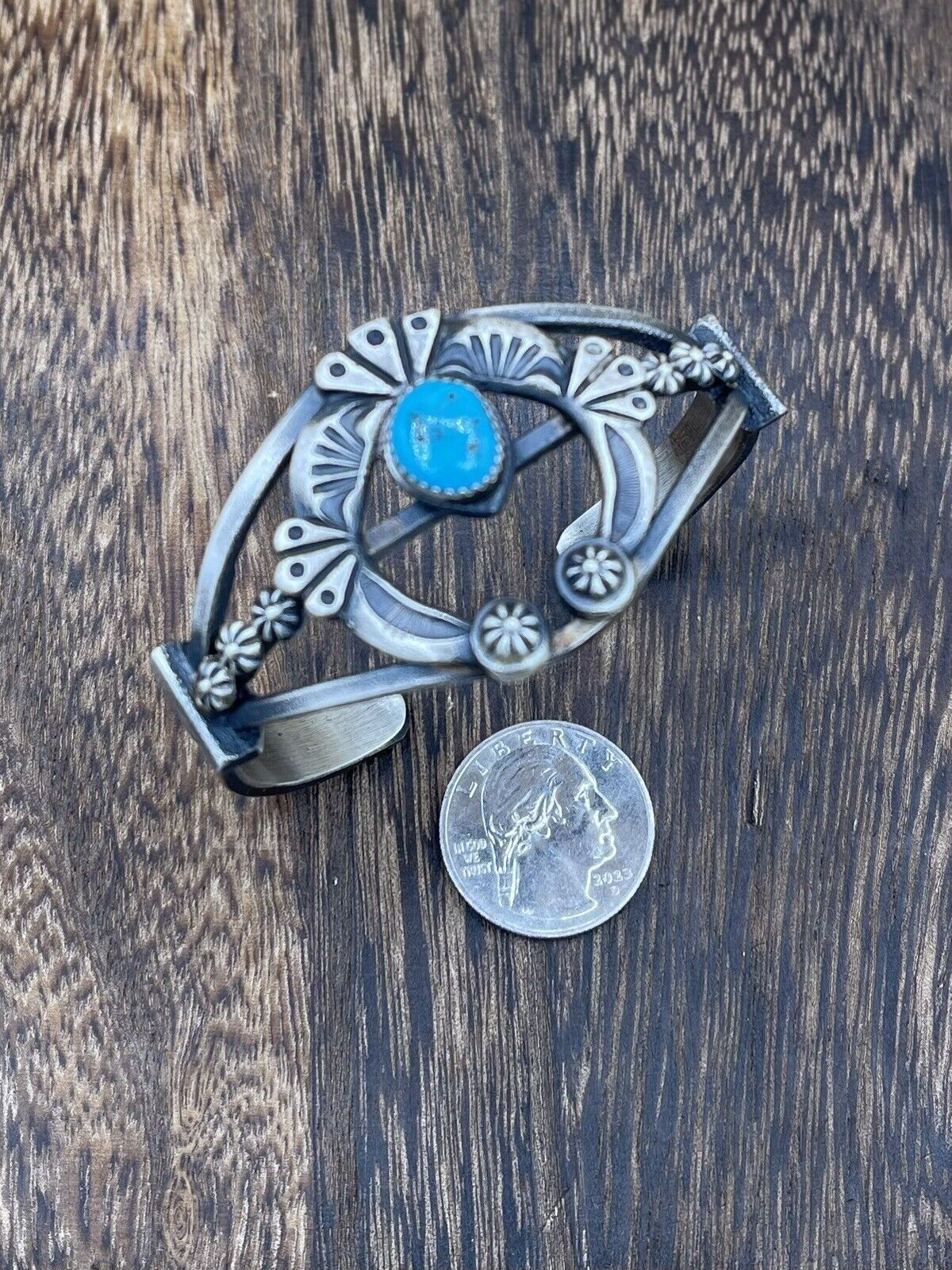 Native American Silver Navajo Handmade Kingman Turquoise Old look Naja Bracelet