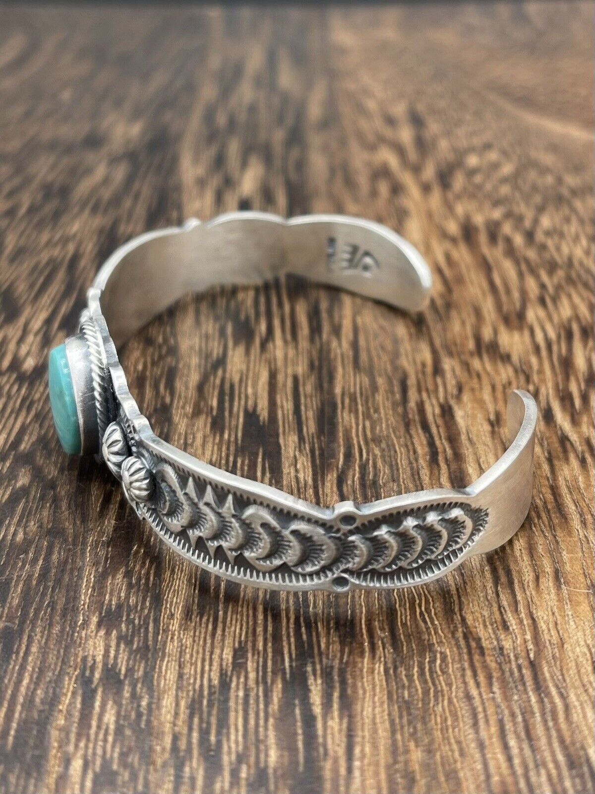 Native American Navajo Handmade Sterling Silver Natural Turquoise Cuff Bracelet