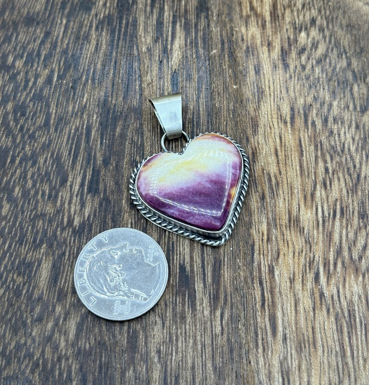 Navajo Handmade Sterling Silver Purple Spiny Oyster Shell Heart Shaped Pendant