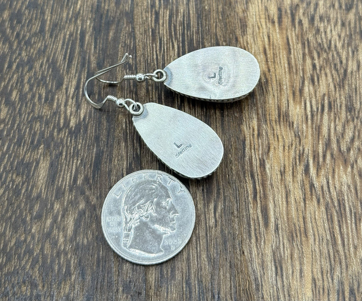 Native Navajo Handmade Sterling Silver Purple Spiny Oyster Shell Dangle Earrings