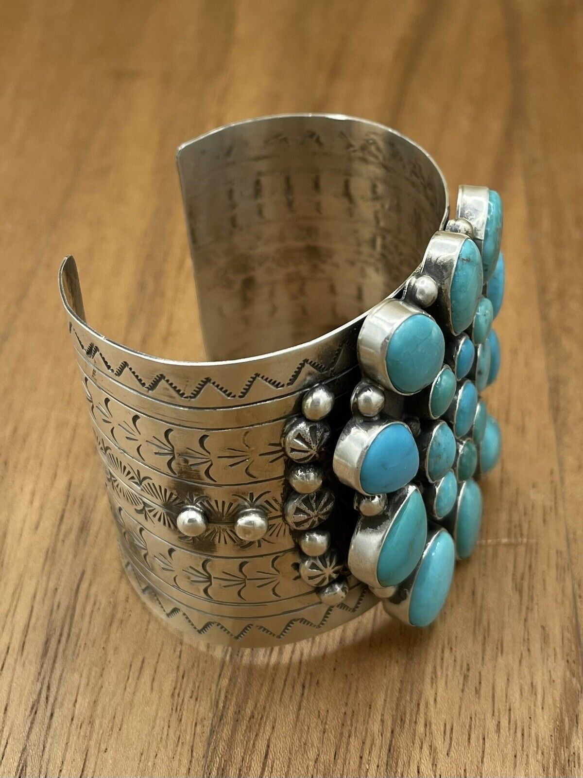 Native American Navajo Handmade Sterling Silver Natural Turquoise Cuff Bracelet