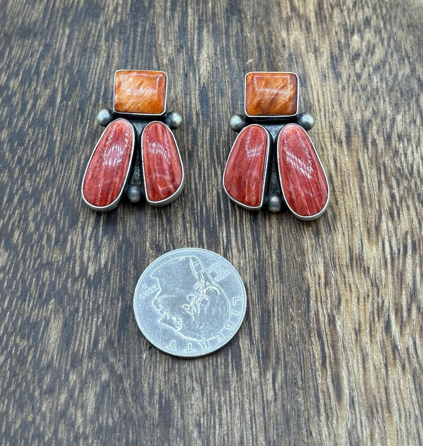 Navajo Handmade Sterling Silver Multi Spiny Oyster Shell Post Cluster Earrings