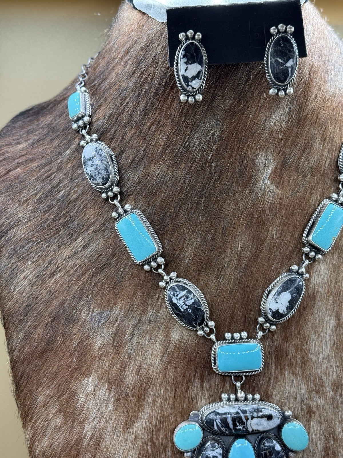 Navajo Handmade Sterling Silver Turquoise &White Buffalo Cluster Lariat Necklace