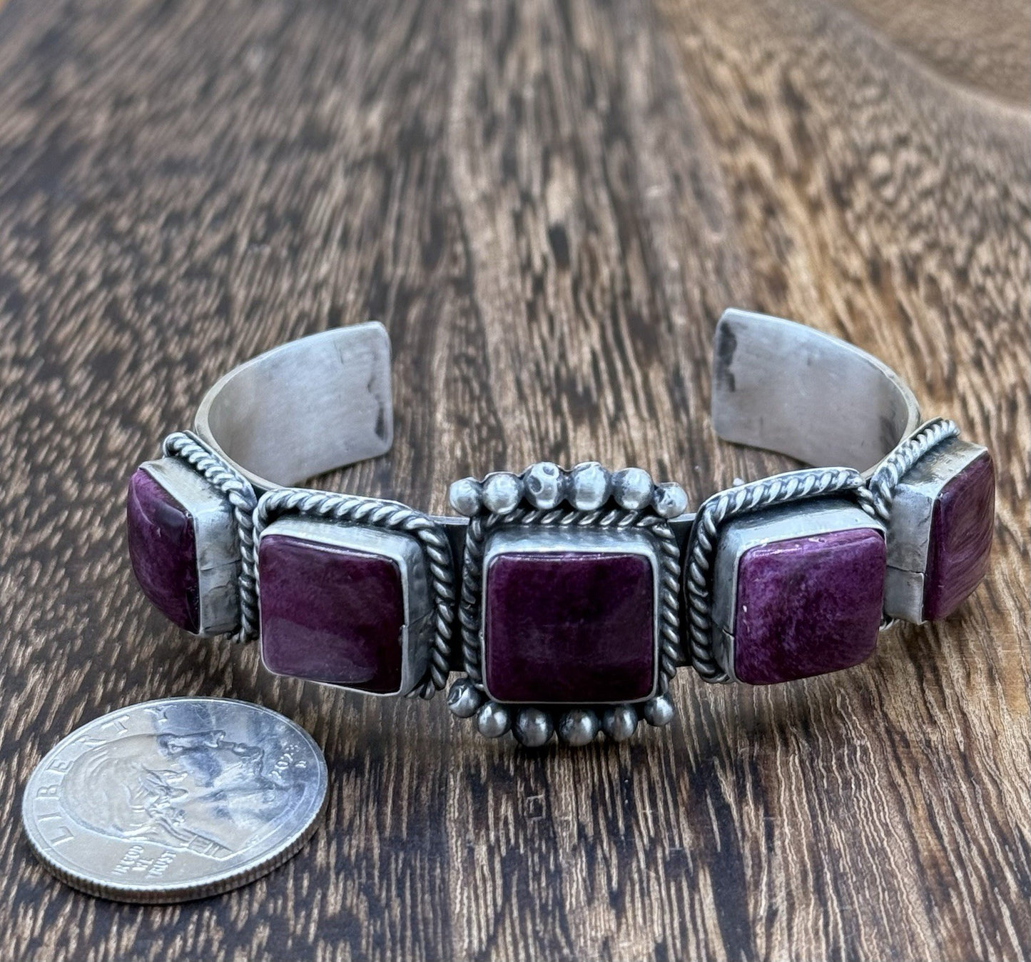 Native Navajo Handmade Sterling Silver Purple Spiny Oyster Shell Cuff Bracelet