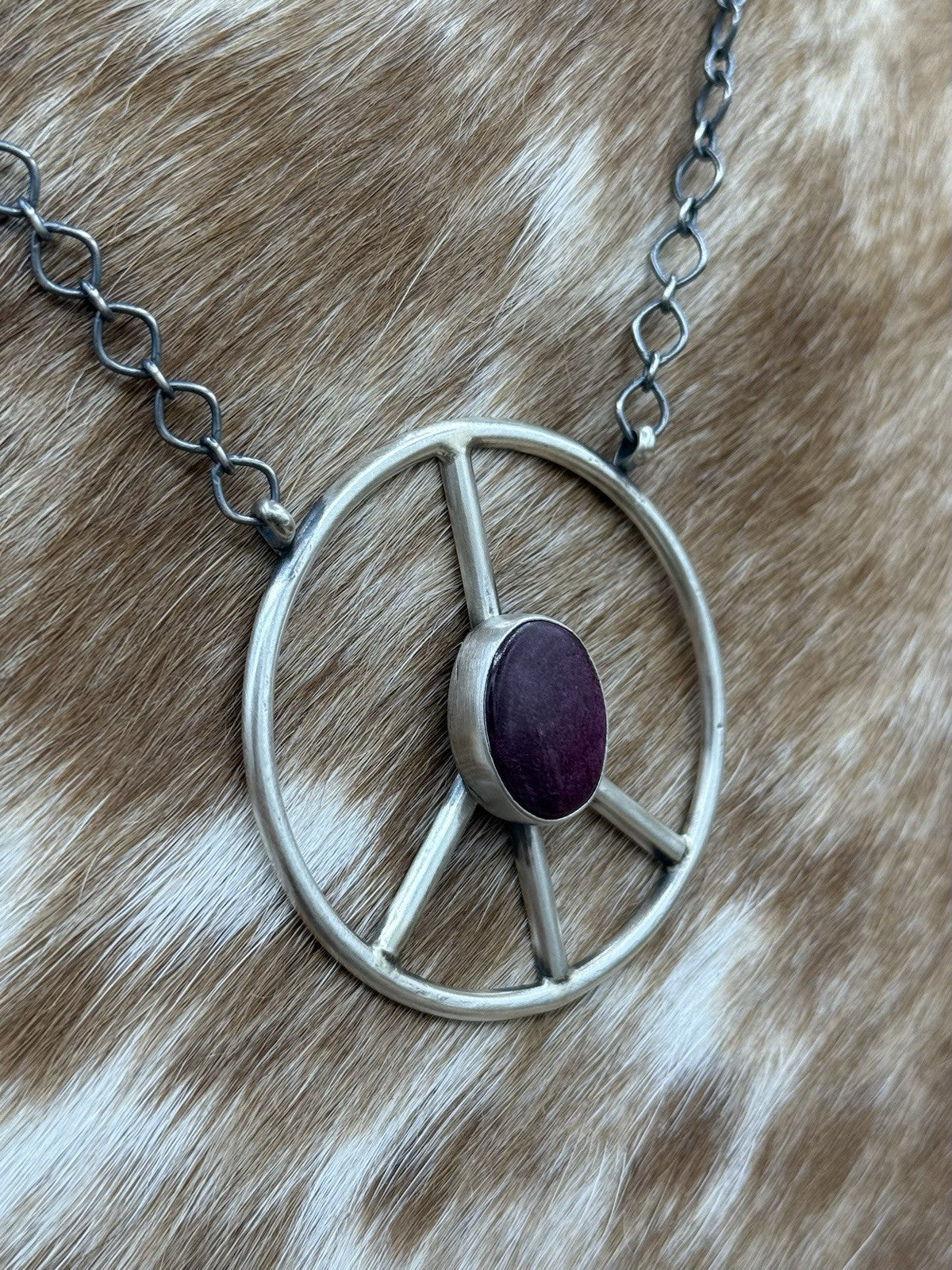 Navajo handmade Sterling Silver Spiny Oyster Shell Peace Hippie Necklace 18”