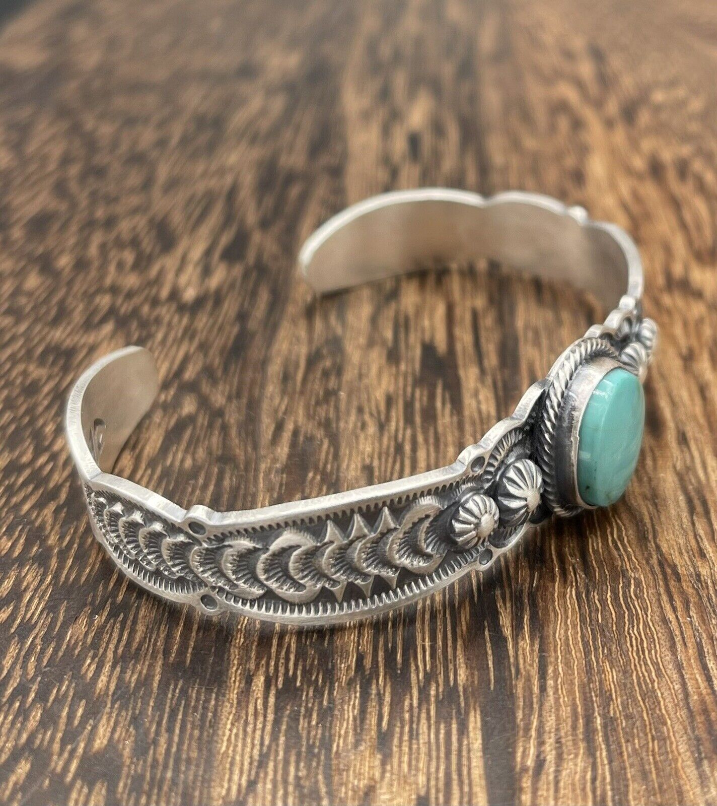 Native American Navajo Handmade Sterling Silver Natural Turquoise Cuff Bracelet