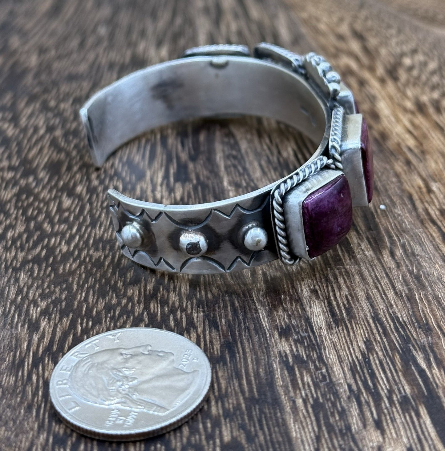Native Navajo Handmade Sterling Silver Purple Spiny Oyster Shell Cuff Bracelet