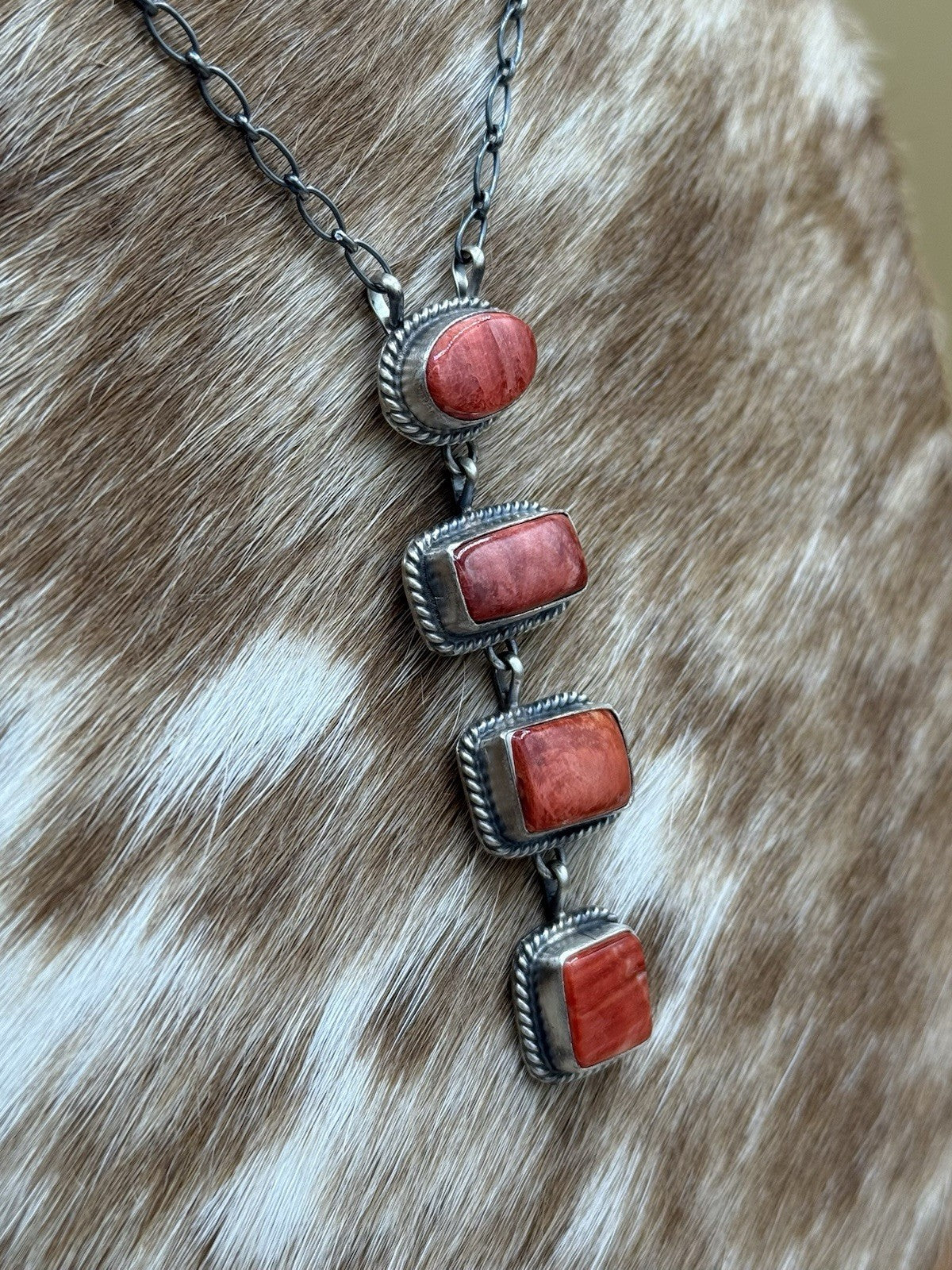 Navajo Handmade Sterling Silver Red Spiny Oyster  Shell Lariat Bar Necklace 18”