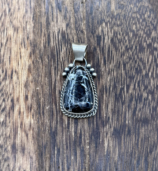 Native American Navajo Handmade Sterling Silver White Buffalo Pendant Old Look